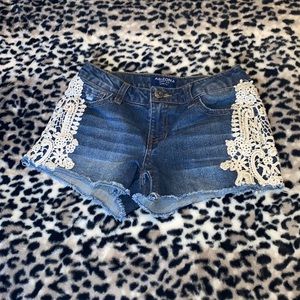 ⭐️5/$10⭐️Girl’s Shorts
